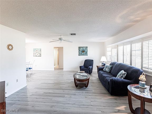 5th image of 18719 Van Nuys Cir