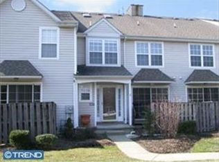 8903 Spruce Mill Dr, Yardley, PA 19067