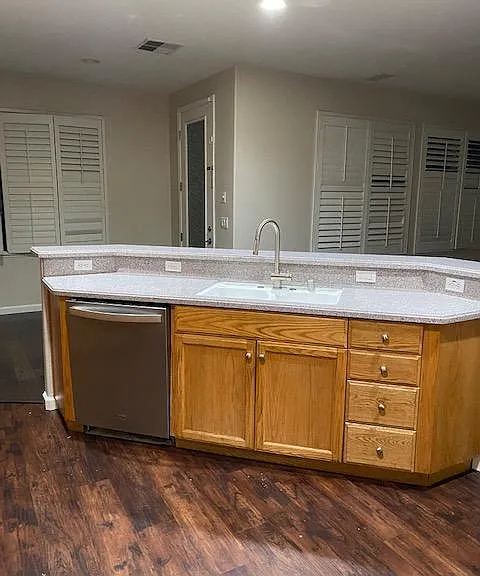 Kitchen island