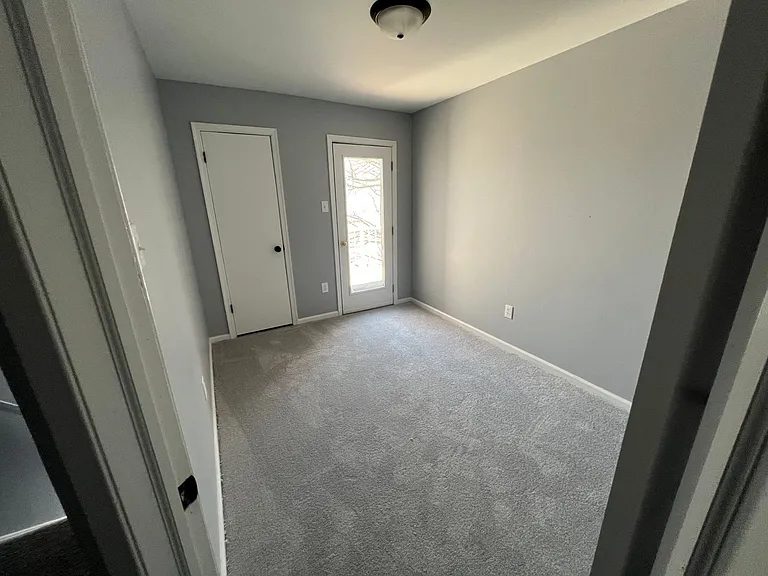 13 Michele Ct — Photo 11