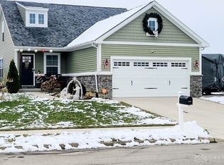 176 Brooke Woode Dr, Brookville, OH 45309