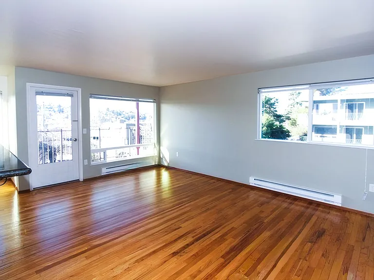 Barrett Square Apartments: Your Ideal Urban Home — Photo 6