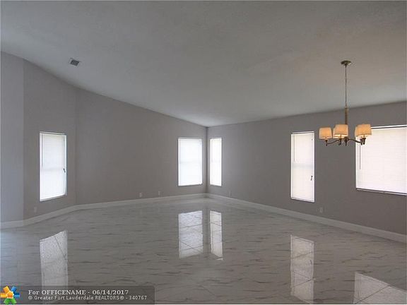 4th image of 9760 Atlantic Dr