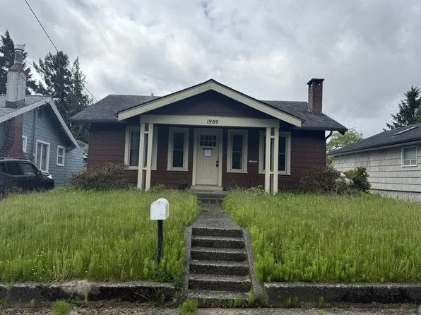 1909 W 6th St, Aberdeen, WA 98520