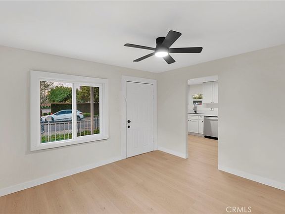 5th image of 659 S 7th St
