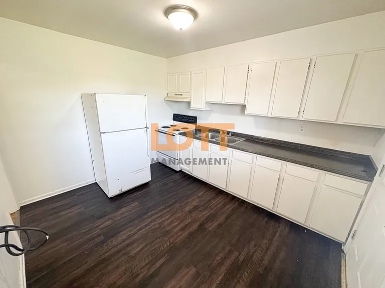 1009 Hampton Ave #4 — Photo 12