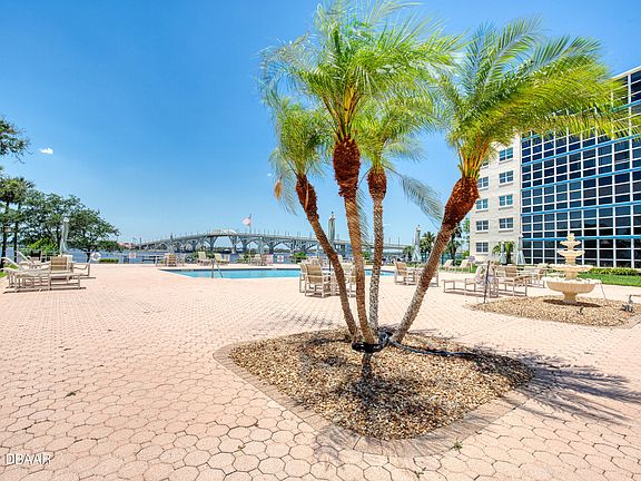 4th image of 1224 S Peninsula Dr APT 409