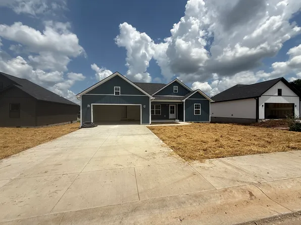 473 Pinehurst Way, Harrodsburg, KY 40330