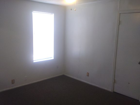 3rd image of 1122 Dallas St #23004004