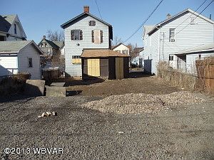 2nd image of 731 2nd St