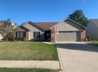 324 Willard Dr, Auburn, IN