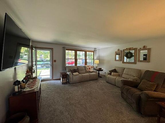 5th image of 512 Osage Dr