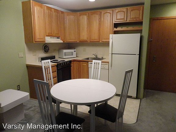 3rd image of 418 E Washington St APT 07