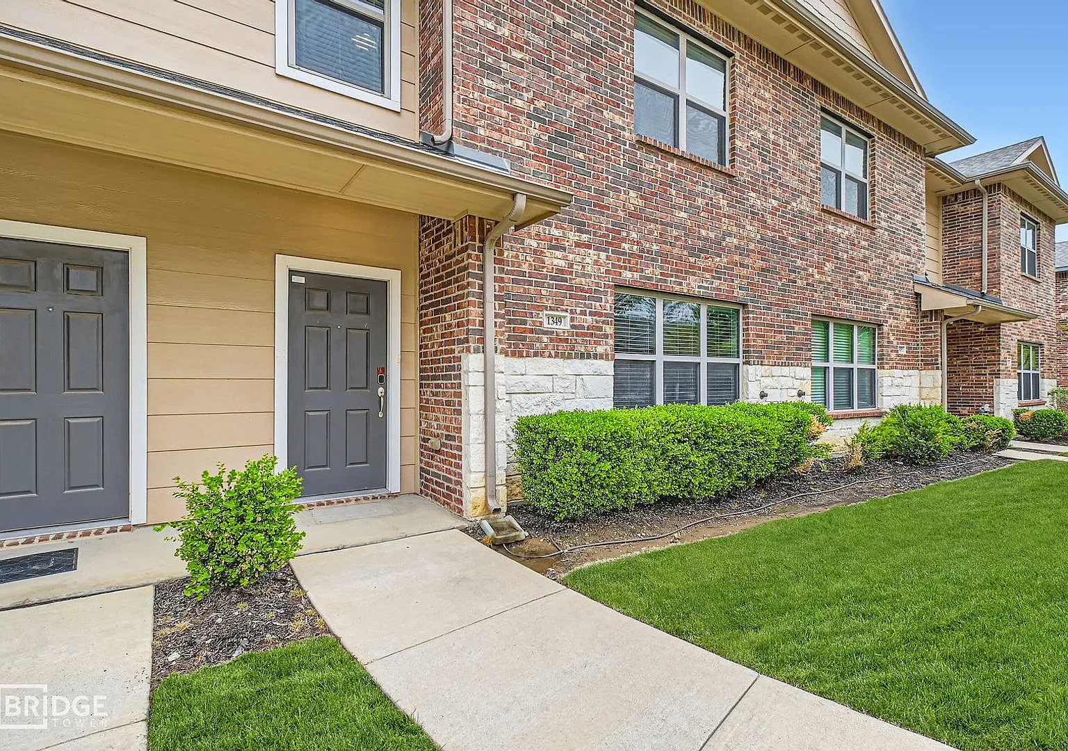 1349 Lake Crest Lane N, Lewisville, Texas 75057 — Photo 2