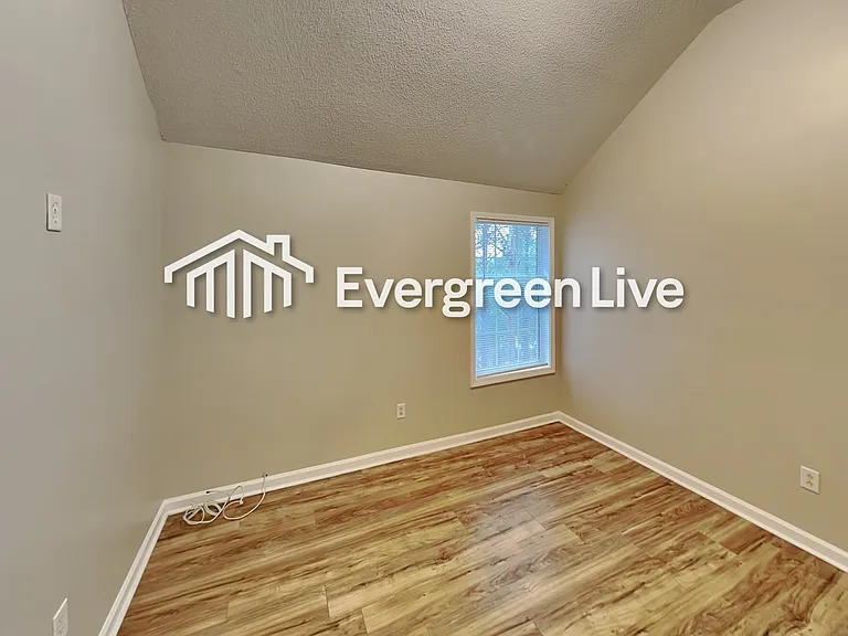 7134 Ravenwood Ln — Photo 15