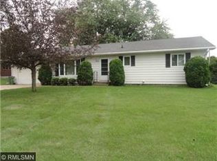915 8th St SW, Pine City, MN 55063