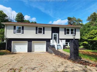 519 Empire Dr, Cross Lanes, WV 25313
