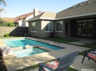 2707 Macon Dr, Sacramento, CA 95835