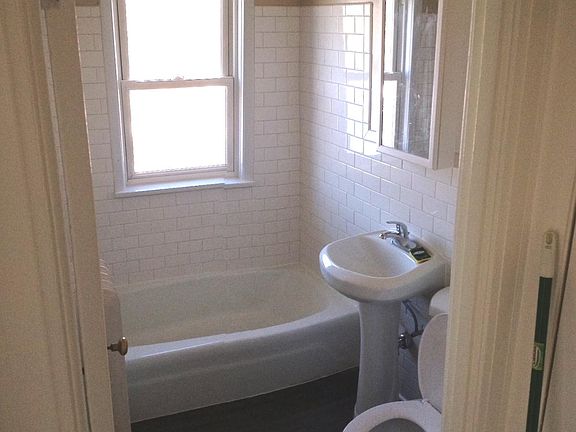 4th image of 1455 Fulham St APT 10