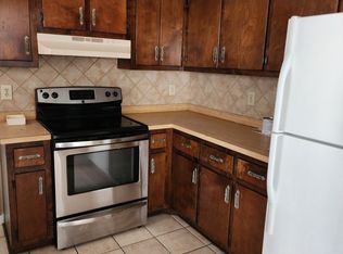 7013 Candlewood Dr, Fayetteville, NC 28314