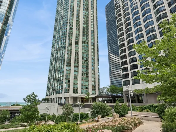 195 N Harbor Dr APT 1009, Chicago, IL 60601