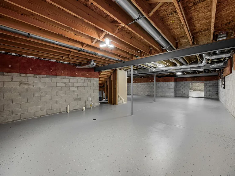 1082 Treeline Way — Photo 39