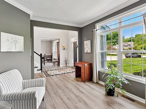 4th image of 8246 Talbot Cir