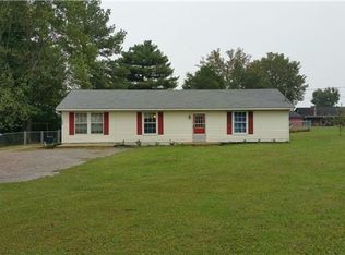 105 Captain Dr, Ethridge, TN 38456