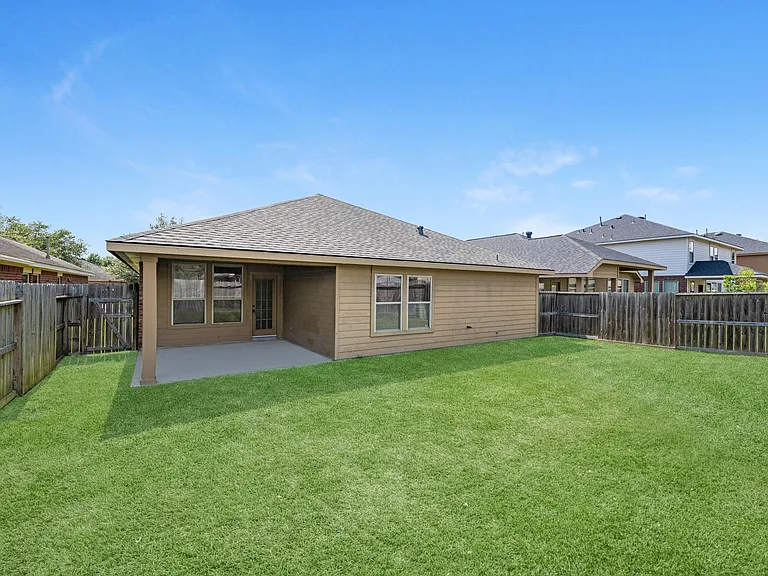 4014 Pinecrest Holw — Photo 35