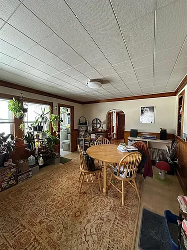 21 Ashland St Photo 1