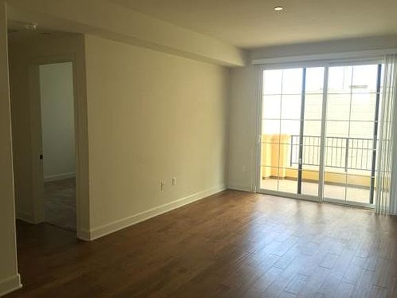 3rd image of 130 N Garden St Unit 1207