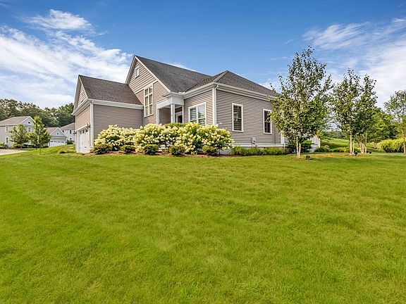 5th image of 54 Rockwood Ln #54