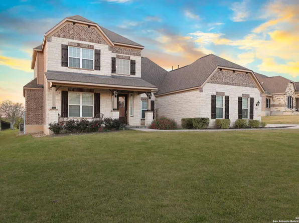 242 SITTRE DR, Castroville, TX 78009