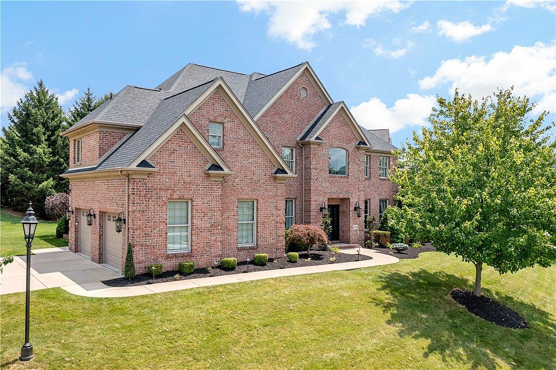 8000 Sherwood Dr