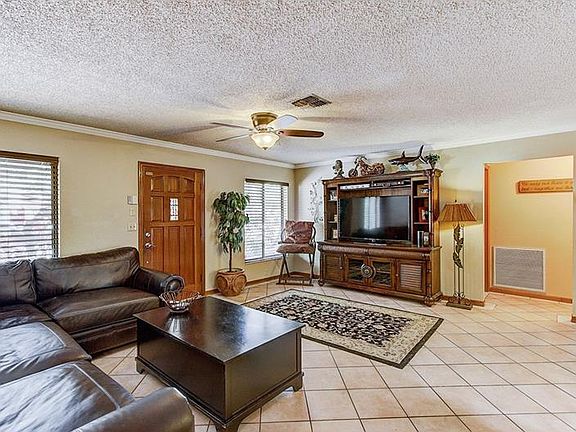 4th image of 4368 Nelson Ave