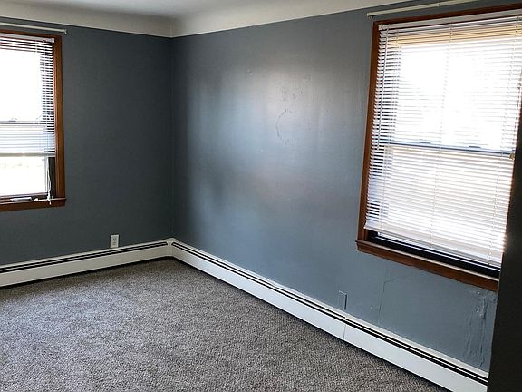 3rd image of 4288 W Jefferson Ave #4