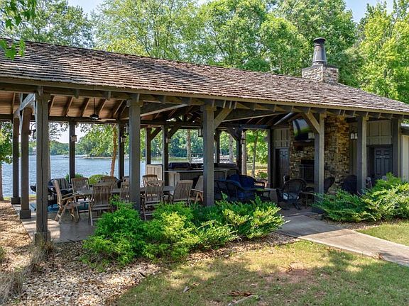 5th image of 549 Old Phoenix Rd #104