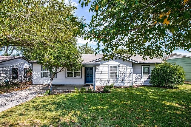 1st image of 8420 Quebec Dr