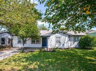 8420 Quebec Dr, White Settlement, TX 76108