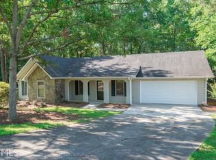 725 Redwood Ct, Peachtree City, GA 30269