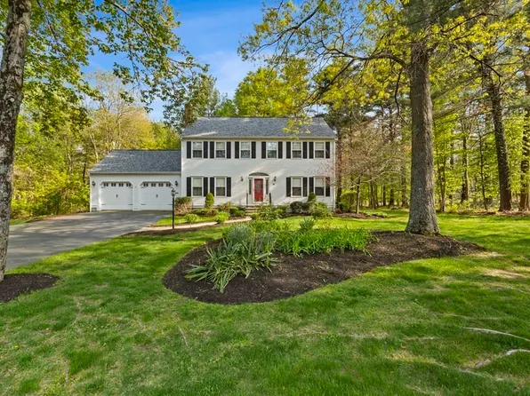 35 Stonebridge Way, East Bridgewater, MA 02333