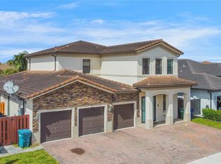 14817 SW 39th Ter, Miami, FL 33185