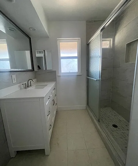 92 Glover Ct — Photo 11