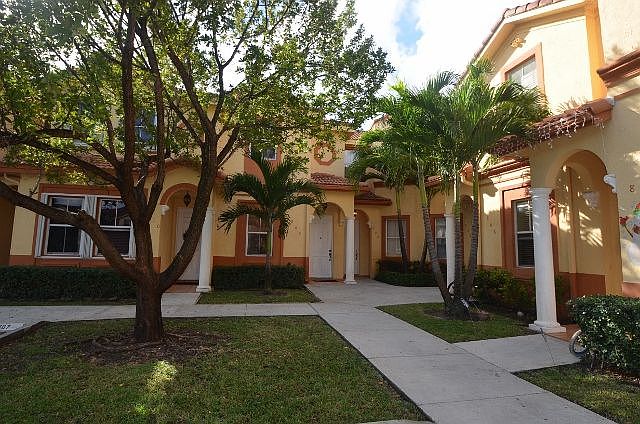 1st image of 5470 NW 107th Ave APT 808