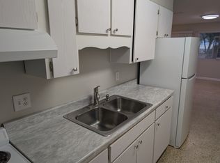 80 4th Ave #8, Shalimar, FL 32579