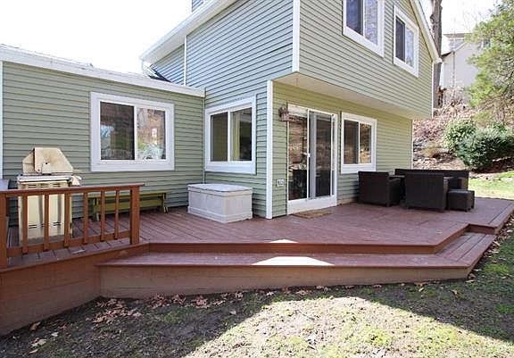 2nd image of 8 Hillcrest Dr