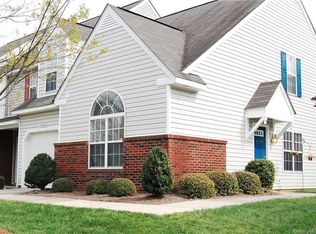 10046 University Park Ln, Charlotte, NC 28213