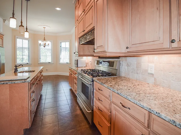 1634 Presley Ct — Photo 11
