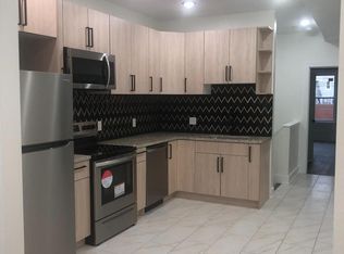 810 N Holly St #1, Philadelphia, PA 19104