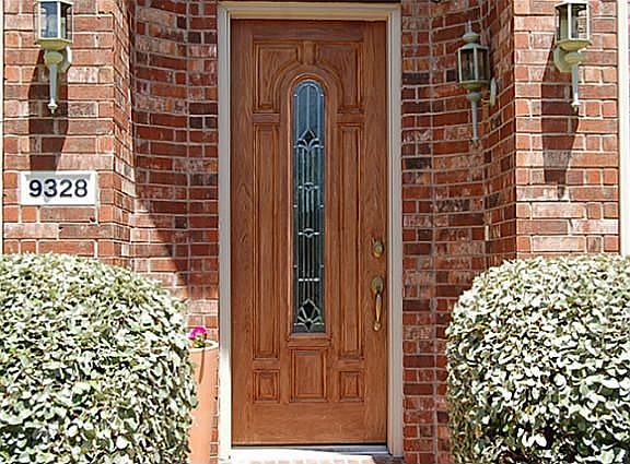 3rd image of 9328 Woodhurst Dr